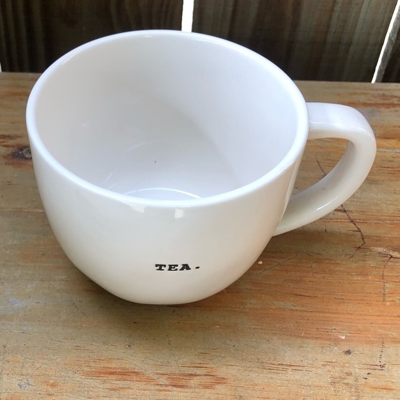 Rae Dunn Artisan Collection for Magenta Oversized Tea Mug Typewriter Font 20oz - Picture 1 of 6